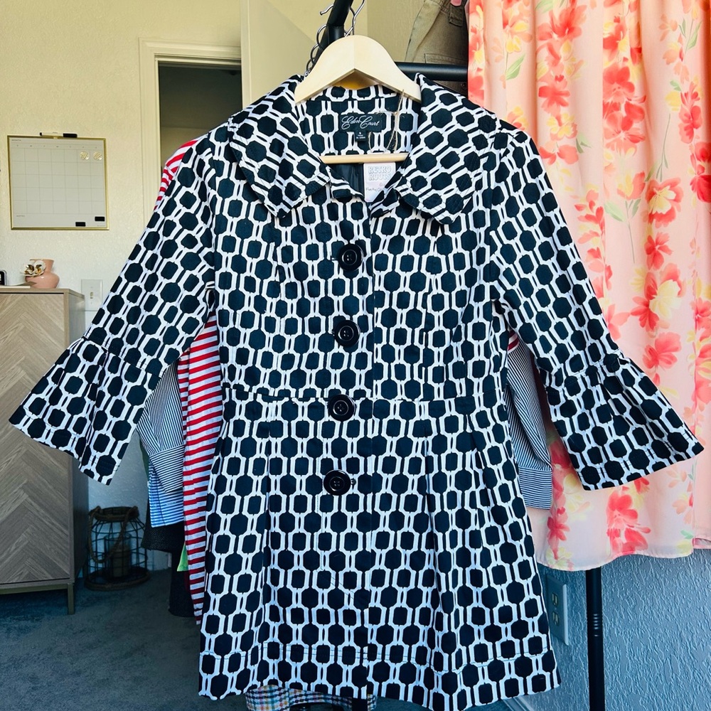 Chic Black and White Patterned Women's Coat